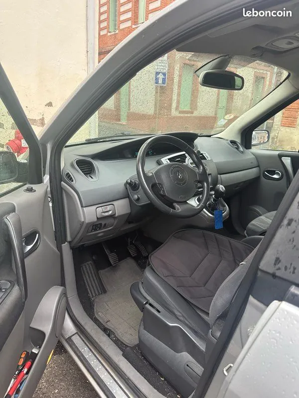 Renault Grand Scenic 2005 photo 3