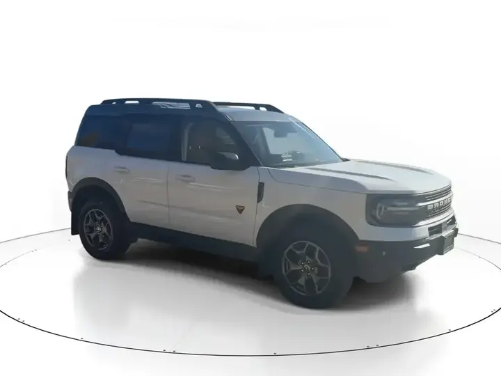 Ford Bronco Sport 2023 photo 2