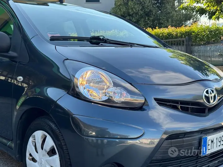 Toyota Aygo 2012 photo 4