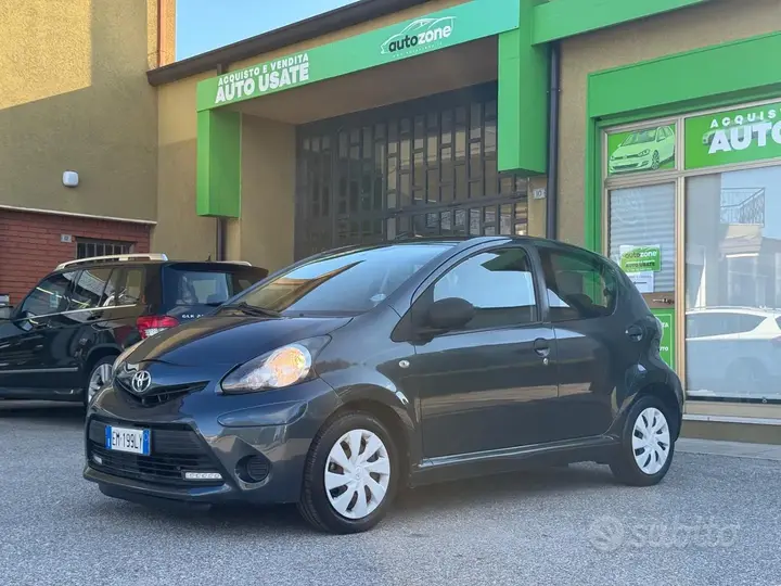 Toyota Aygo 2012 photo 3
