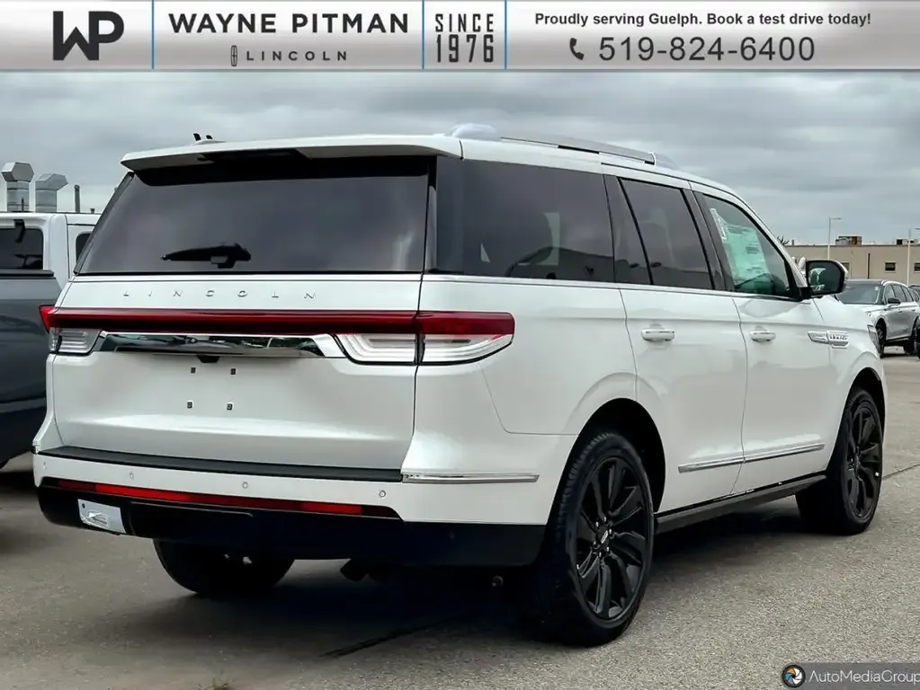 Lincoln Navigator 2024 photo 3