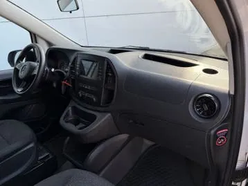 Mercedes-Benz Vito 2022 photo 3
