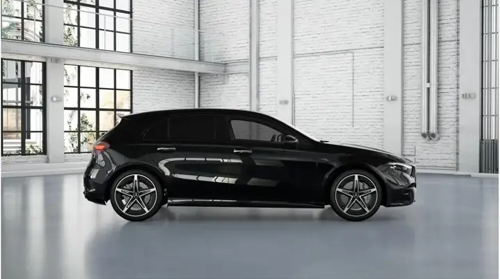 Mercedes-Benz A-Class photo 3
