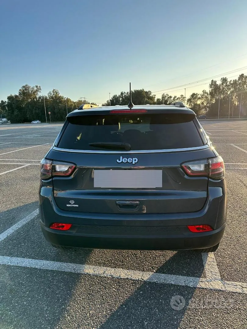Jeep Compass 2023 photo 2