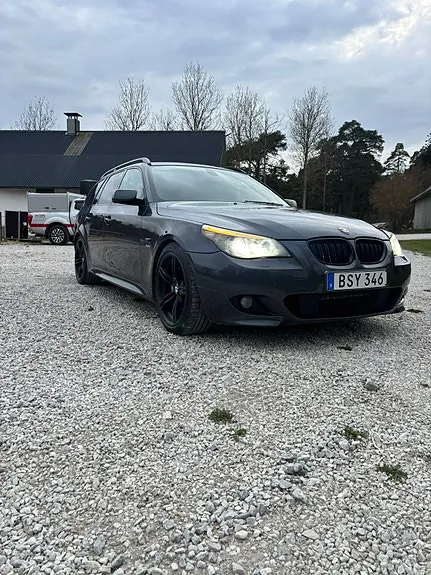 BMW 530D 2009 photo 2