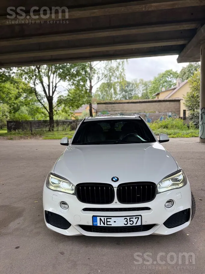 BMW X5 2014 photo 4
