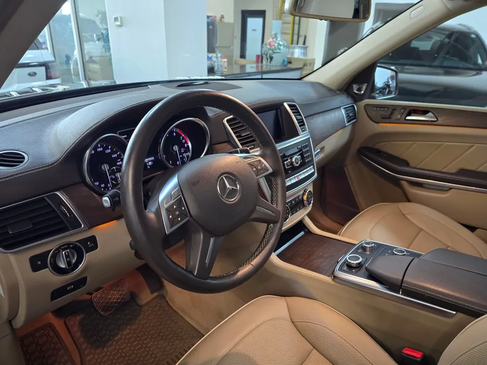 Mercedes-Benz Gl550 2013 photo 5