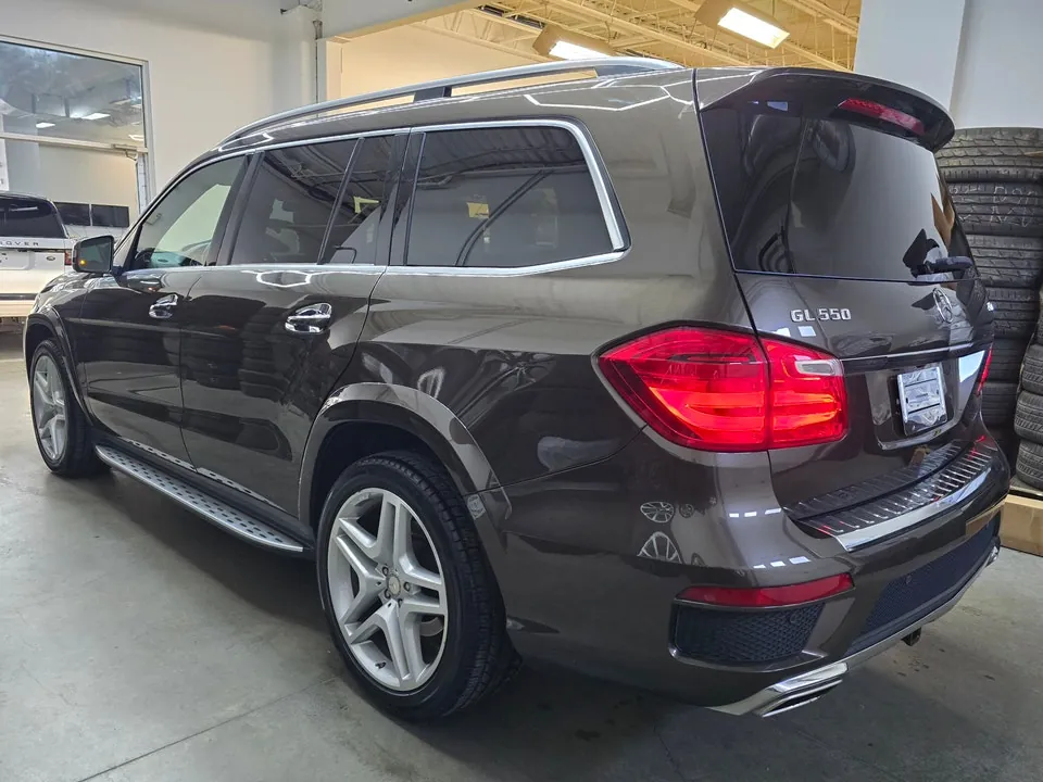 Mercedes-Benz Gl550 2013 photo 3