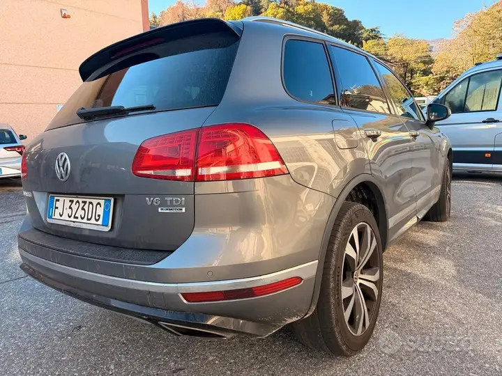 Volkswagen Touareg 2017 photo 3