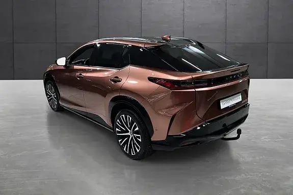 Lexus Rz450E 2023 photo 3