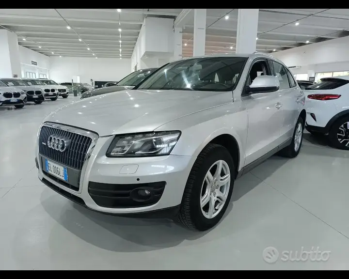 Audi Q5 2011 photo 2
