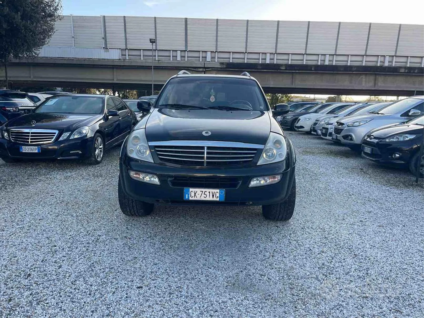 KG Mobility Rexton 2009 photo 2