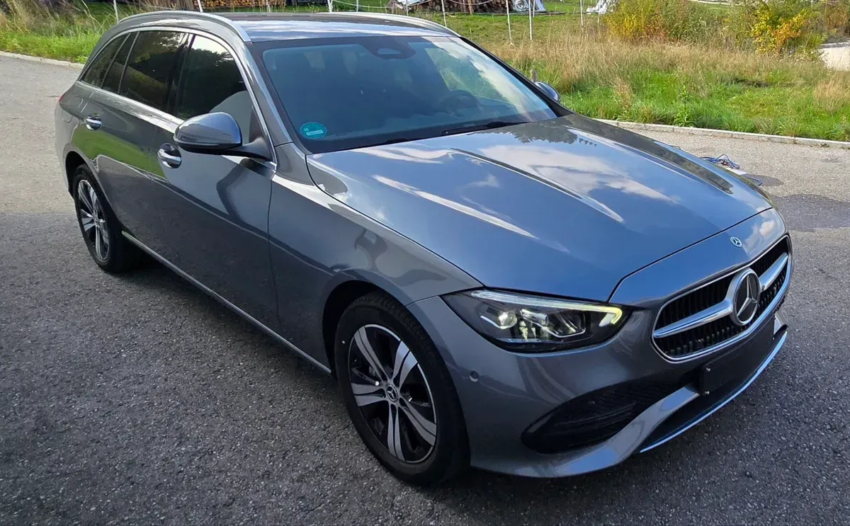 Mercedes-Benz C-Class 2022 photo 2