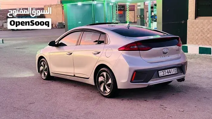 Hyundai Ioniq 2018 photo 2