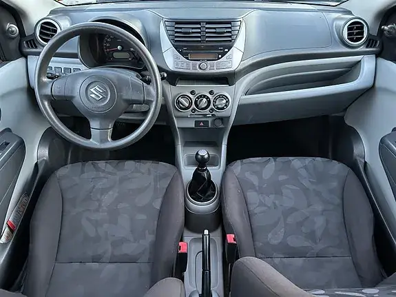 Suzuki Alto 2010 photo 5