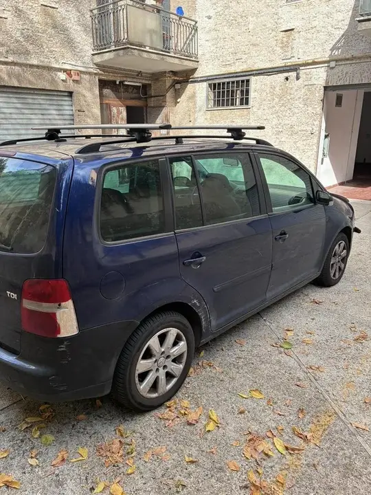 Volkswagen Touran 2006 photo 3