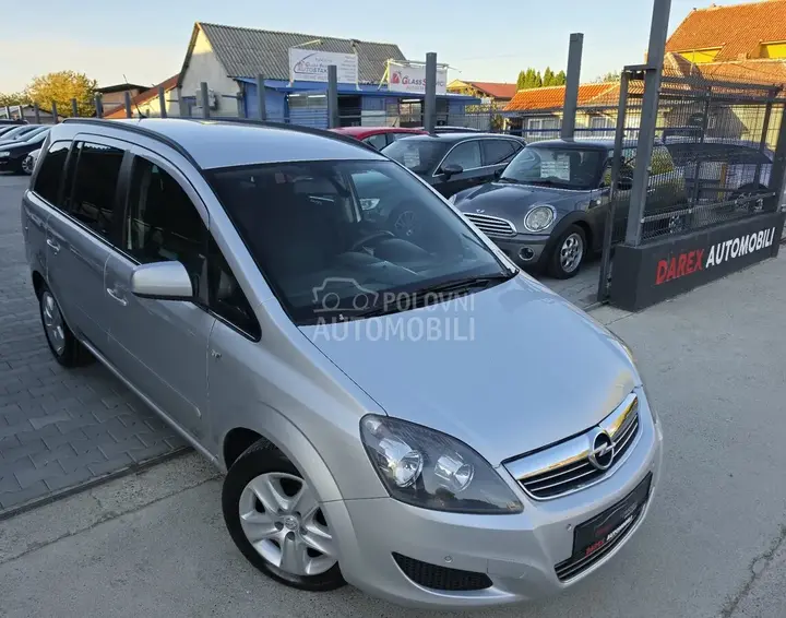Opel Zafira 2011 photo 2