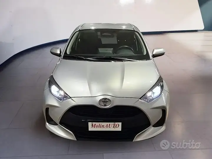 Toyota Yaris 2025 photo 4