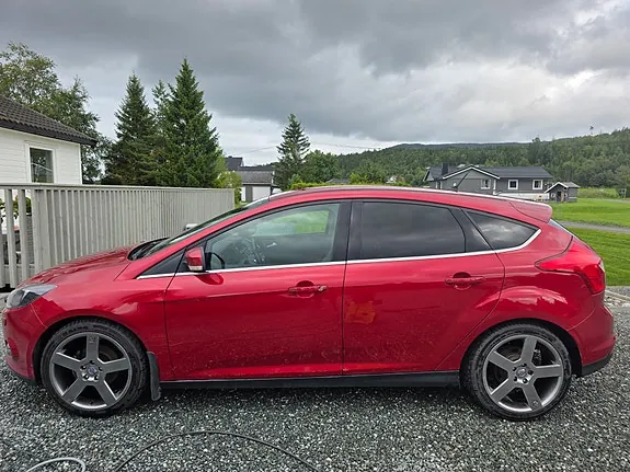 Ford Focus 2011 photo 4