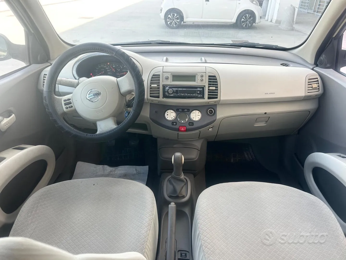 Nissan Micra 2005 photo 3