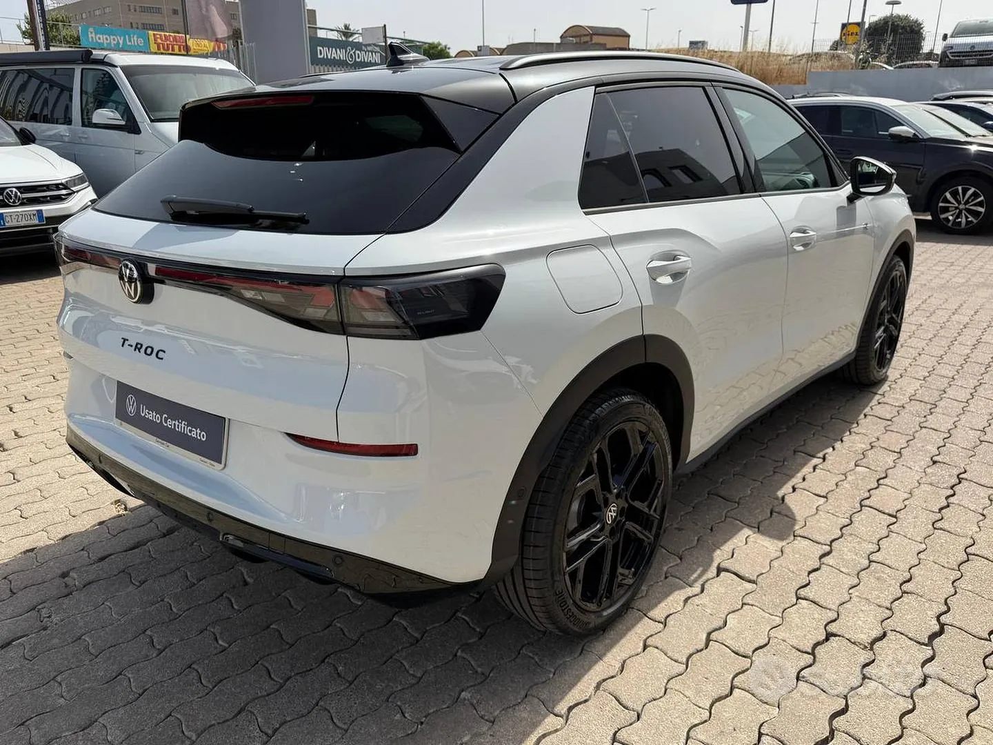 Volkswagen T-Roc 2026 photo 4
