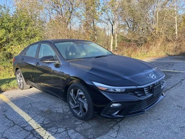 Hyundai Elantra 2026 photo 4