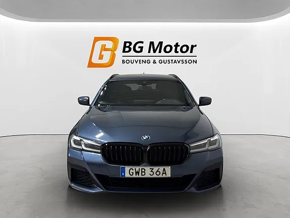 BMW 520D 2023 photo 2