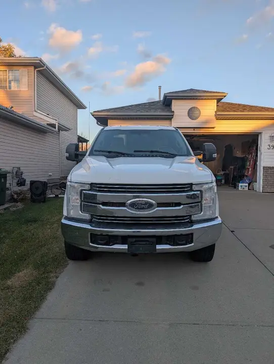 Ford F350 2019 photo 2