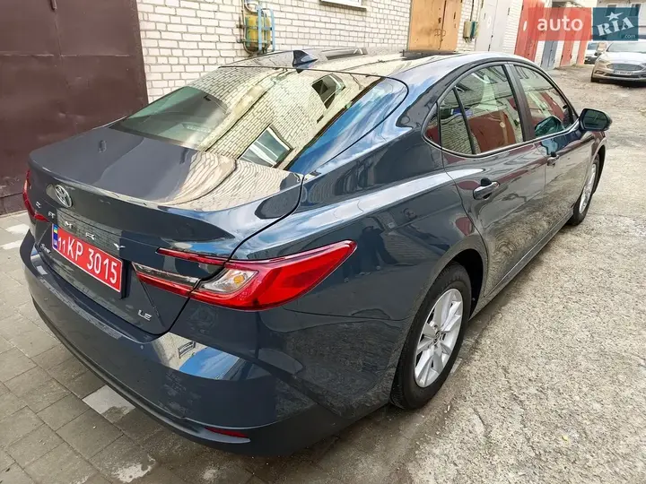 Toyota Camry 2025 photo 5