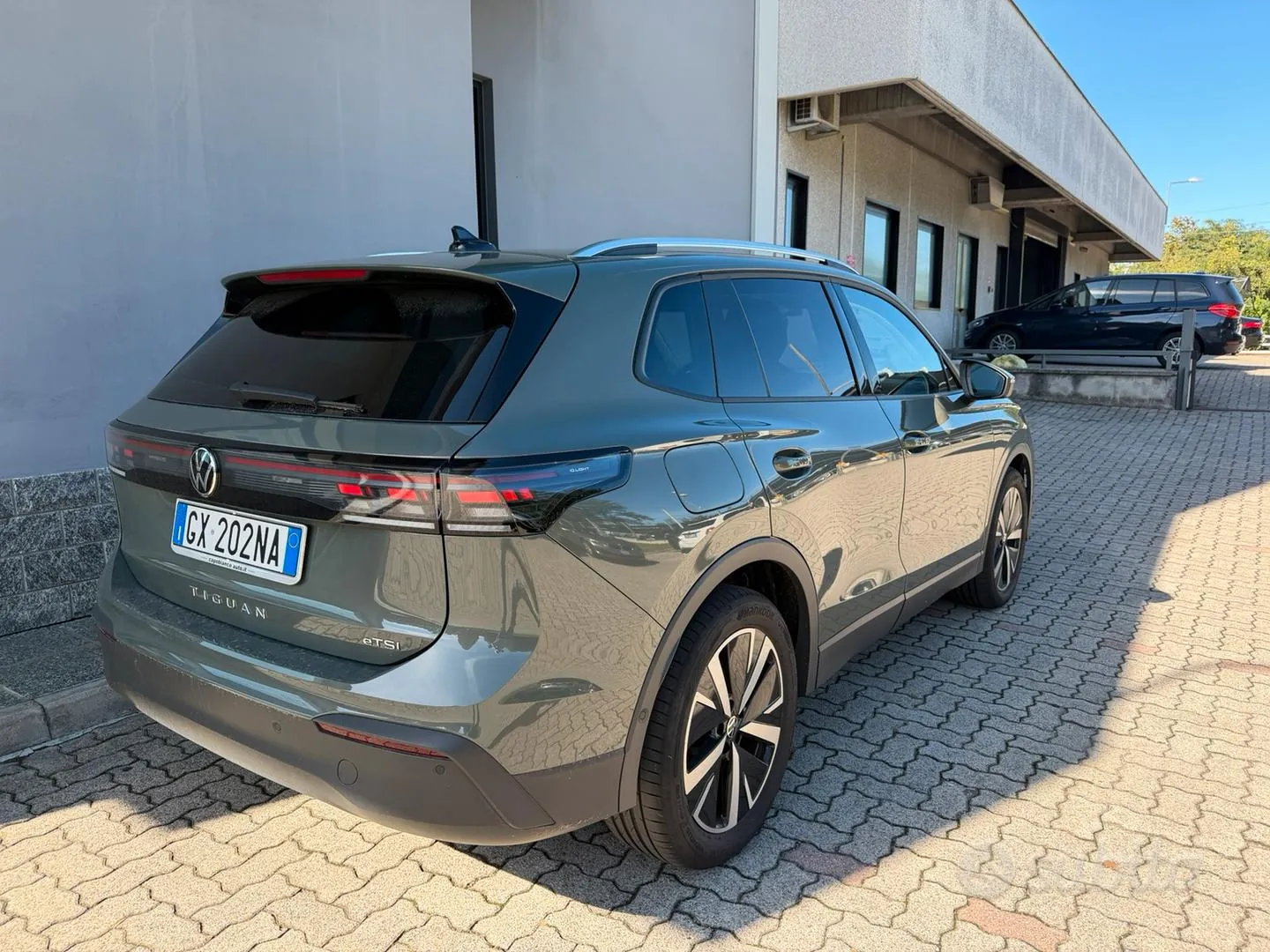 Volkswagen Tiguan 2025 photo 2