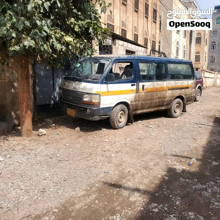 Toyota Hiace 1999 photo 5
