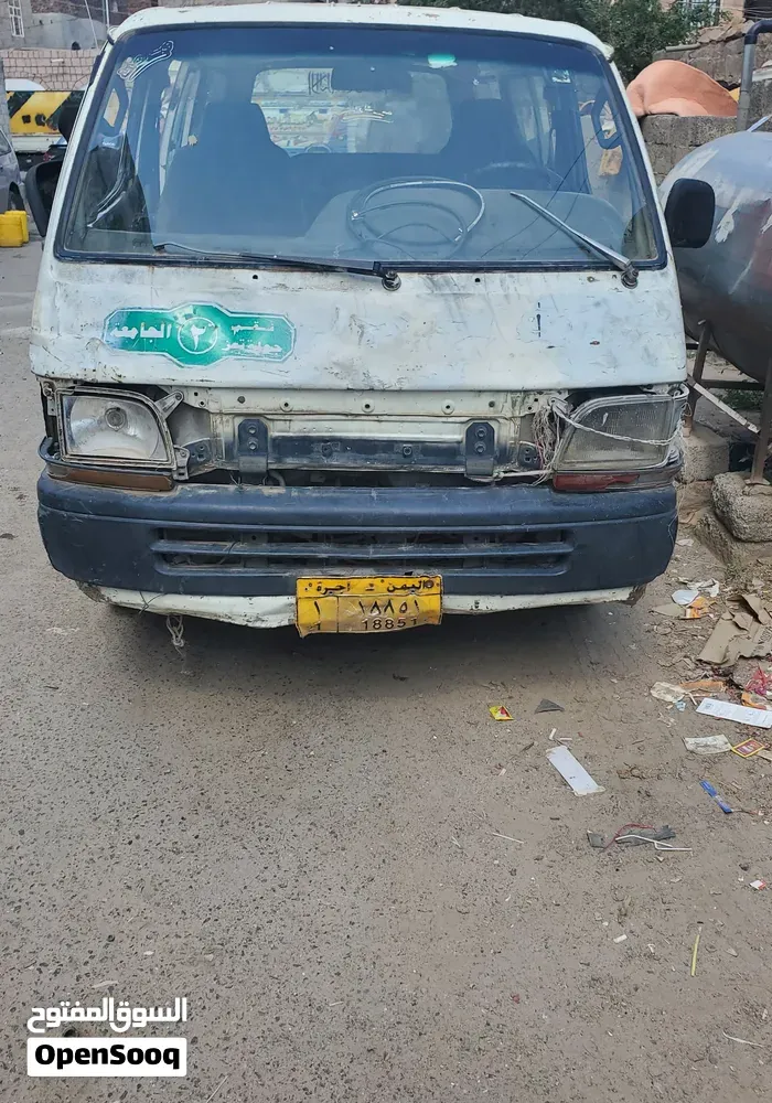 Toyota Hiace 1999 photo 4