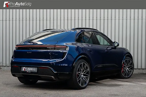 Porsche Macan Turbo 2025 photo 4