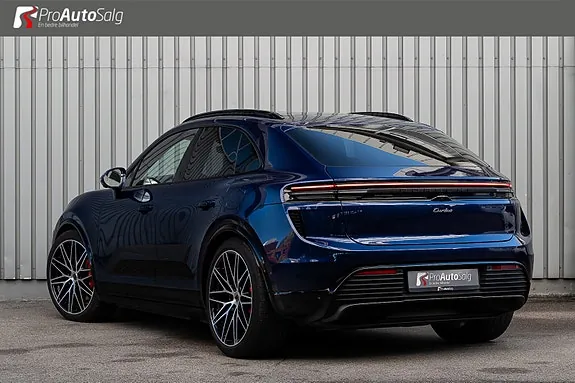 Porsche Macan Turbo 2025 photo 3