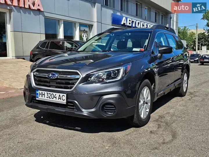 Subaru Outback 2019 photo 2