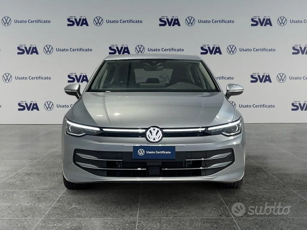 Volkswagen Golf 2025 photo 4