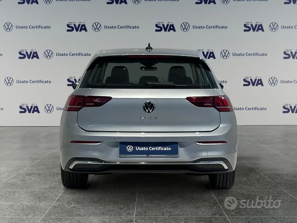 Volkswagen Golf 2025 photo 5