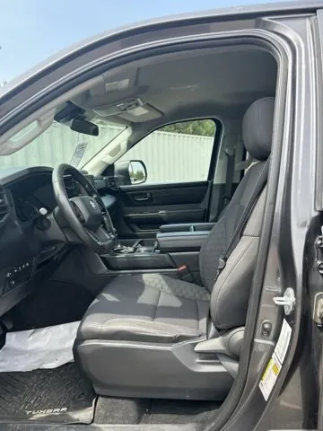 Toyota Tundra 2024 photo 3