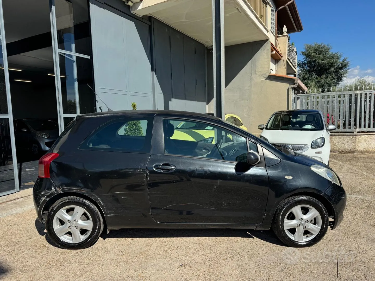 Toyota Yaris 2006 photo 2