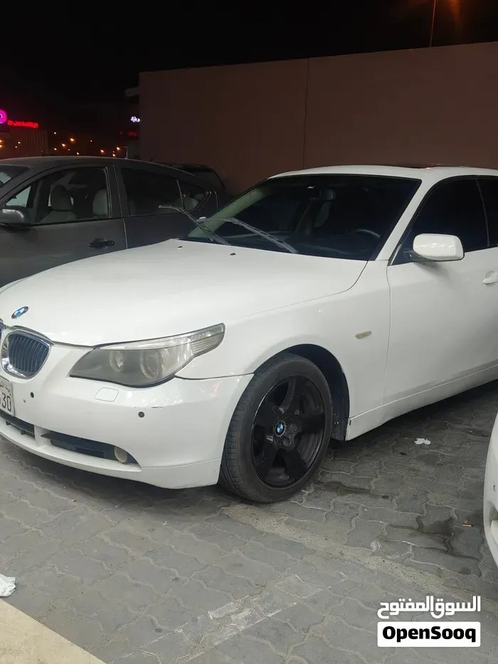 BMW 5 Series 2005 photo 2