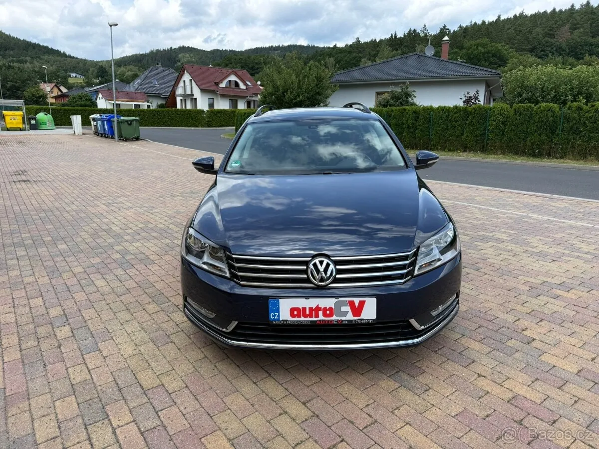 Volkswagen Passat 2012 photo 3