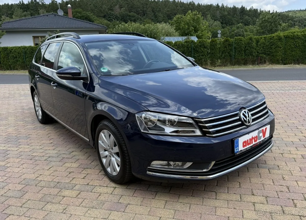 Volkswagen Passat 2012 photo 4
