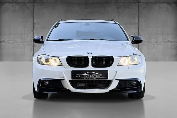 BMW 318D 2011 photo 2