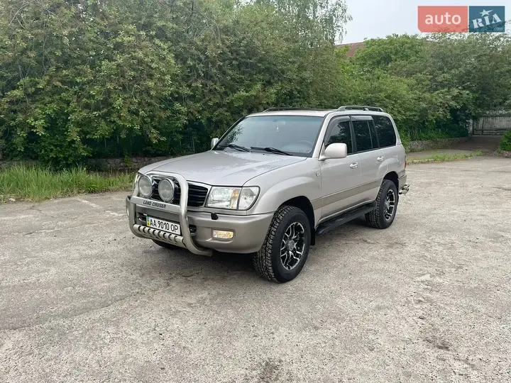 Toyota Land Cruiser 2001 photo 4