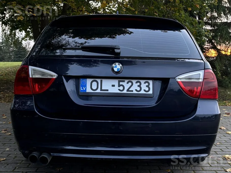 BMW 330 2006 photo 4