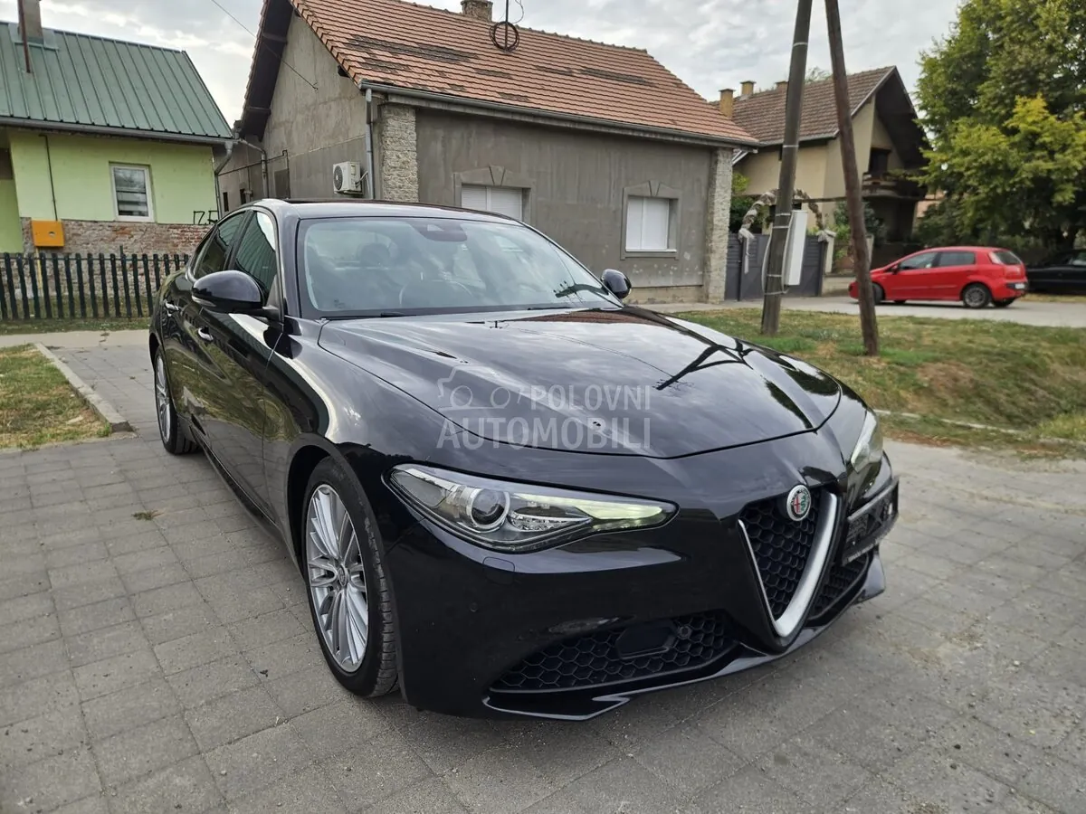 Alfa Romeo Giulia 2016 photo 3