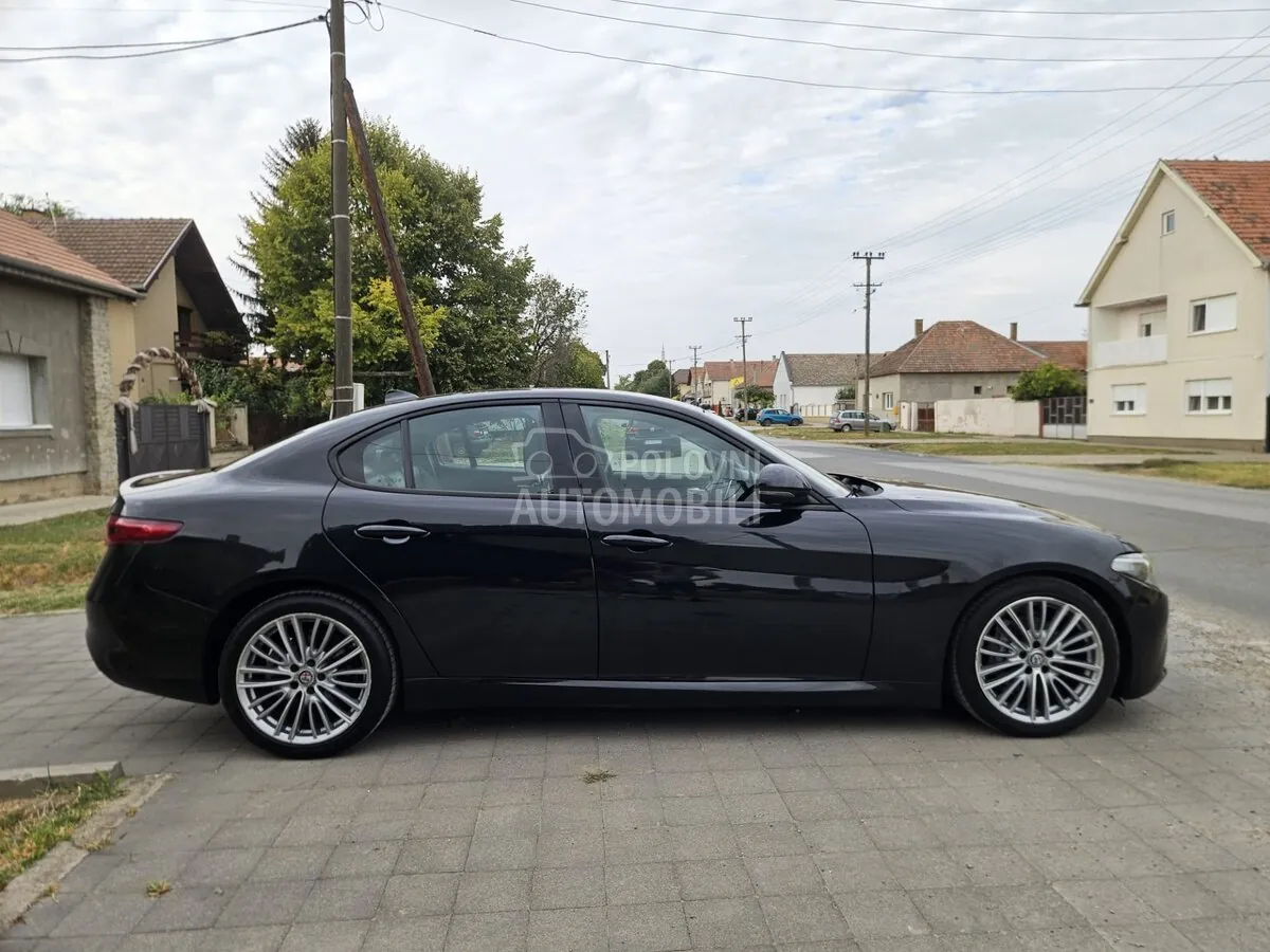 Alfa Romeo Giulia 2016 photo 4