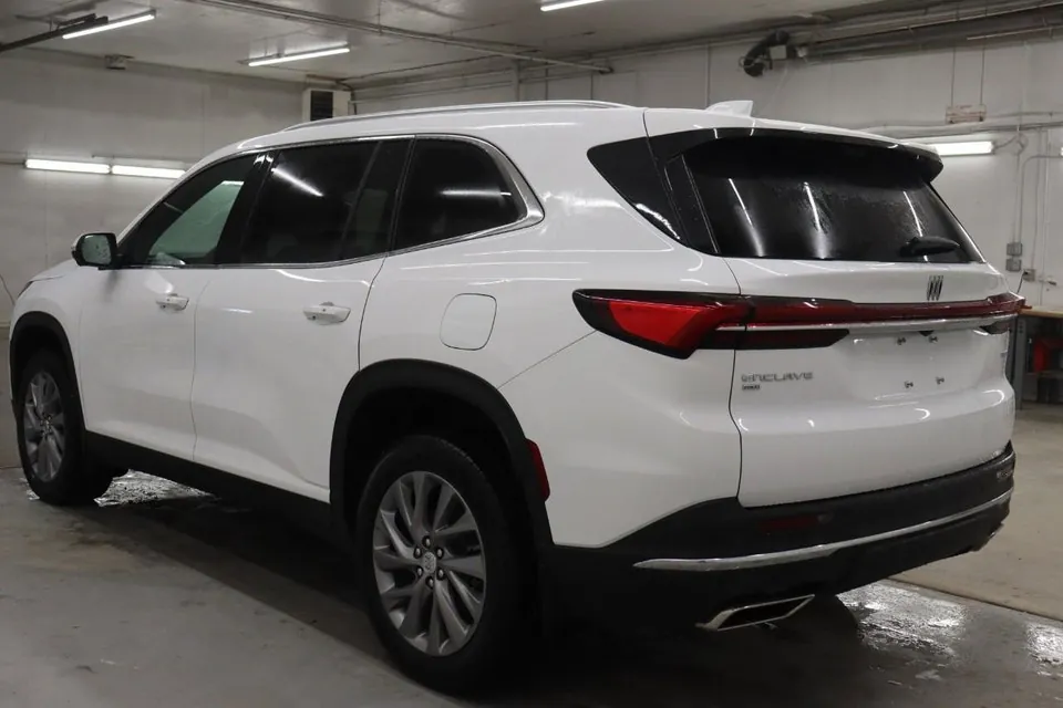 Buick Enclave 2026 photo 5