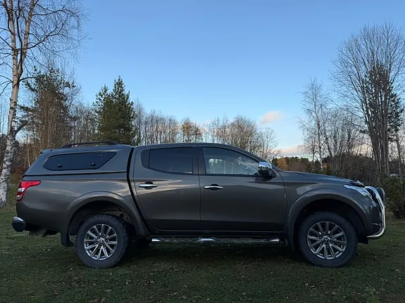 Mitsubishi L200 2016 photo 3