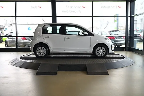 Volkswagen Up 2020 photo 4